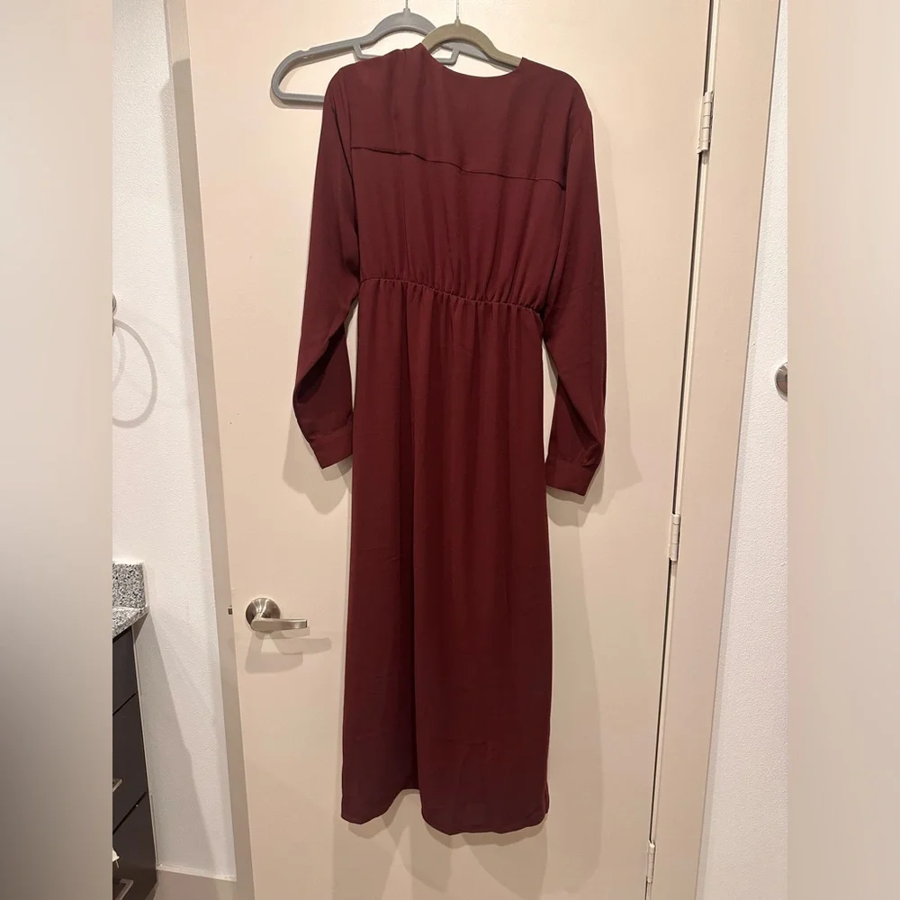 NWT H&M Mama Tie-Detail Crêpe Dress - Picture 5 of 7